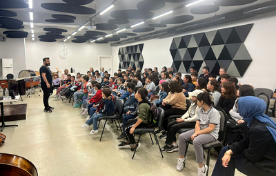 MÜZİK ALETLERİNİ TANIYORLAR